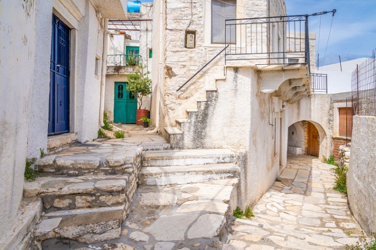 075 Naxos, Apeiranthos.jpg